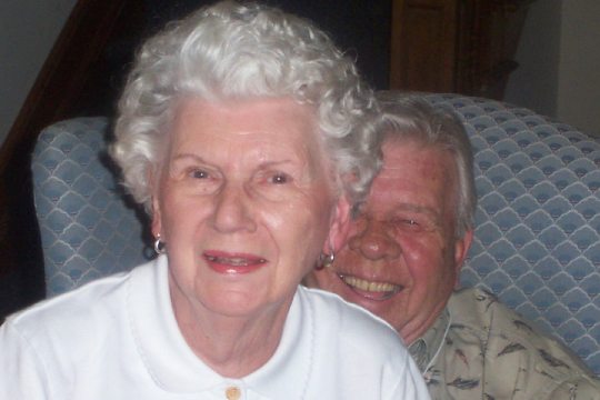 Caswell - Virginia Sitting on Everetts Lap.jpg 28.4K